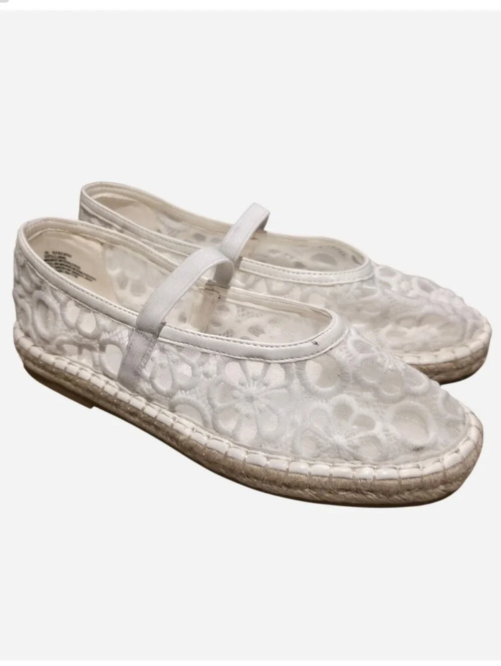 Universal Thread White Floral Lace Espadrille Mary Jane Flats